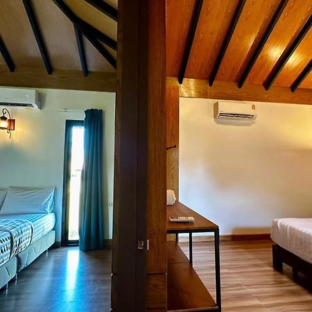 Medee Resort Ko Kut Buitenkant foto