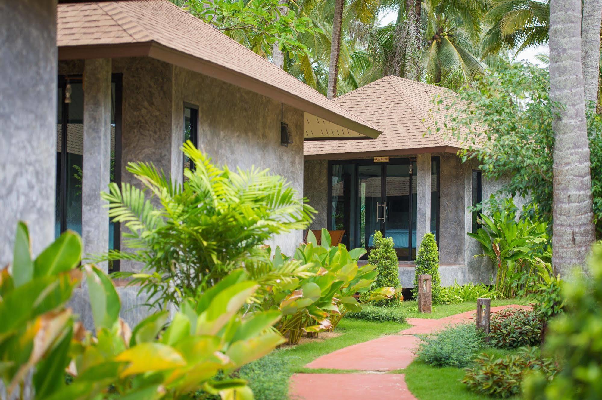 Medee Resort Ko Kut Buitenkant foto