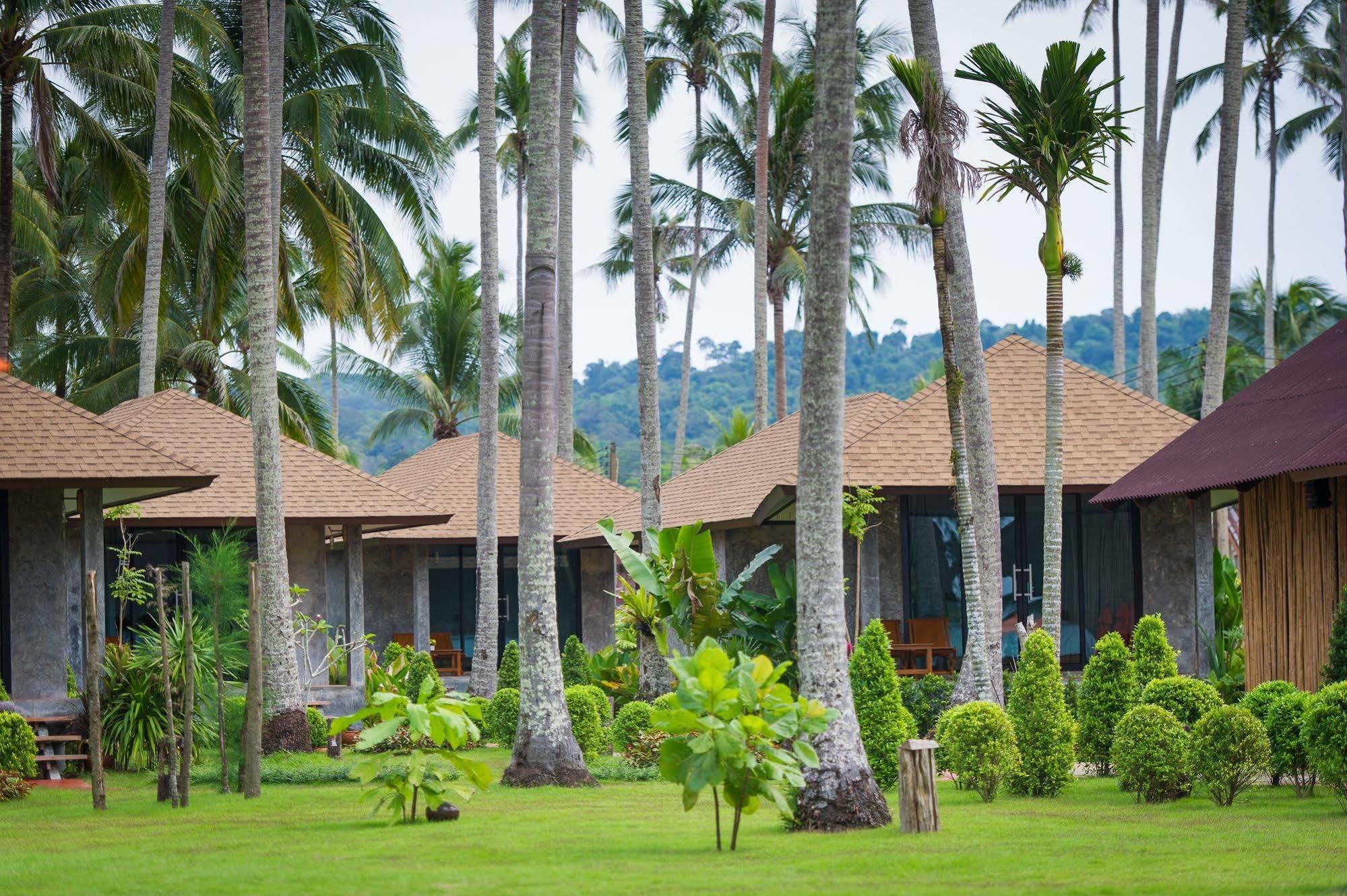 Medee Resort Ko Kut Buitenkant foto