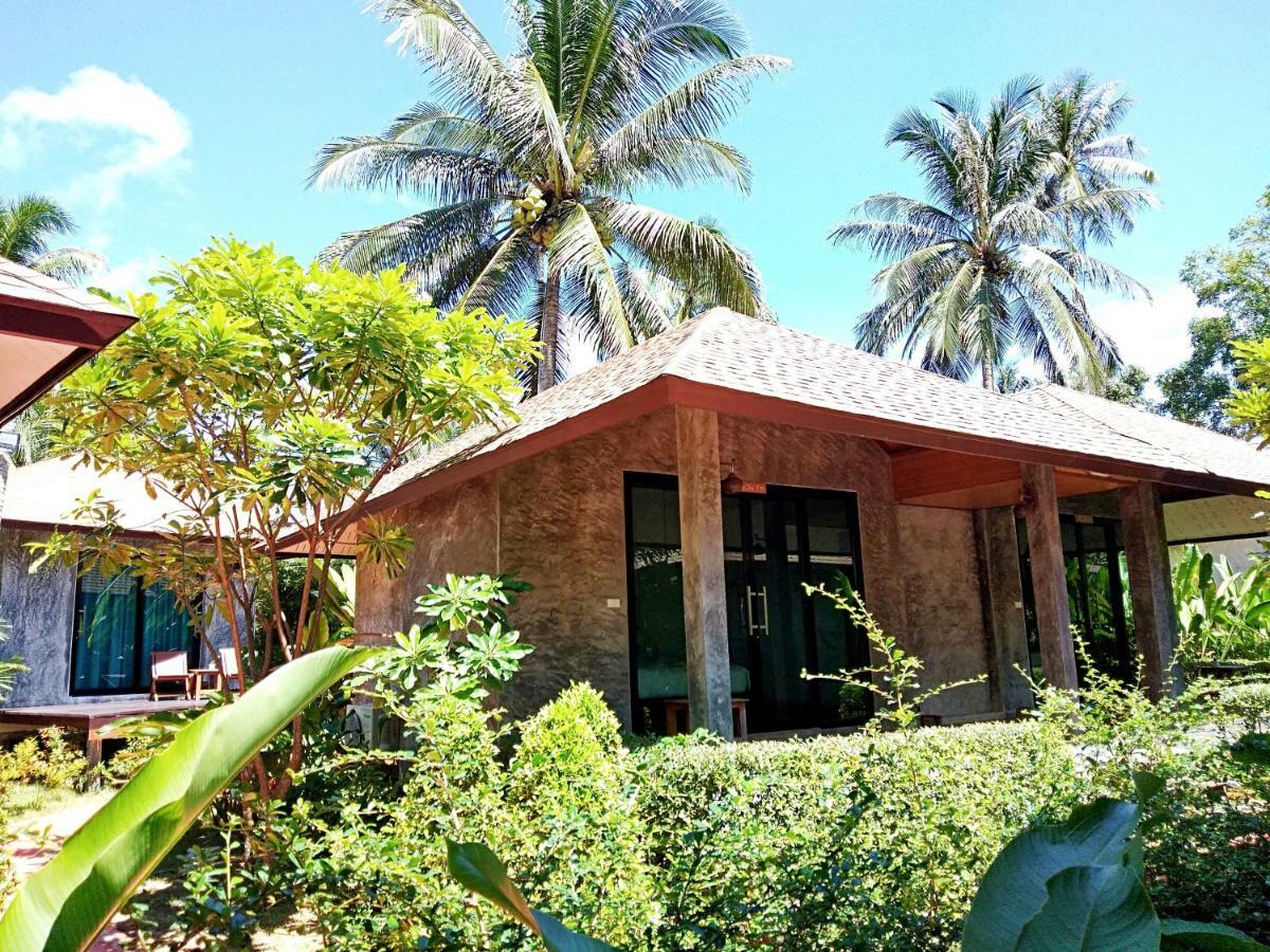 Medee Resort Ko Kut Buitenkant foto